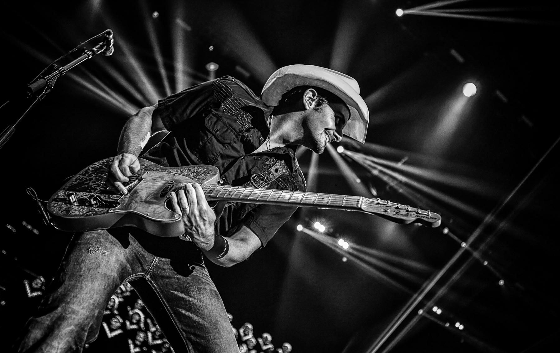 Brad Paisley at the O2 by Christie Goodwin